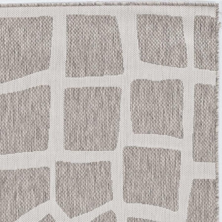 Palacedesigns 63 x 91 in. Ivory or Grey Polypropylene Rug PA3676640